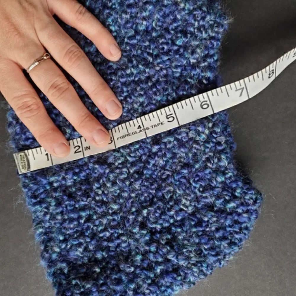 Hand made Messy Bun Knit Hat - Picture 5 of 7